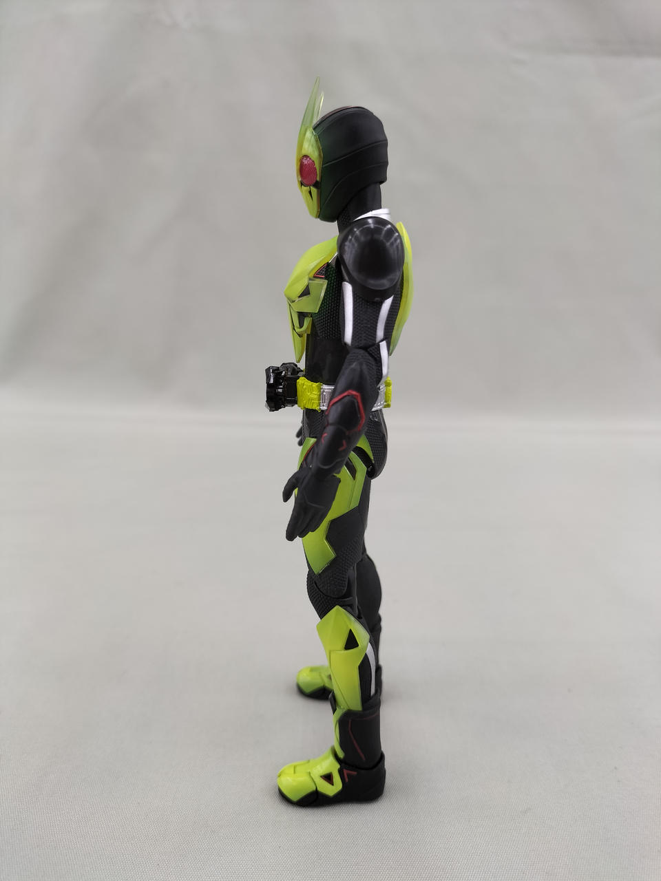 バンダイ(BANDAI)|仮面ライダーゼロワン リアライジングホッパー