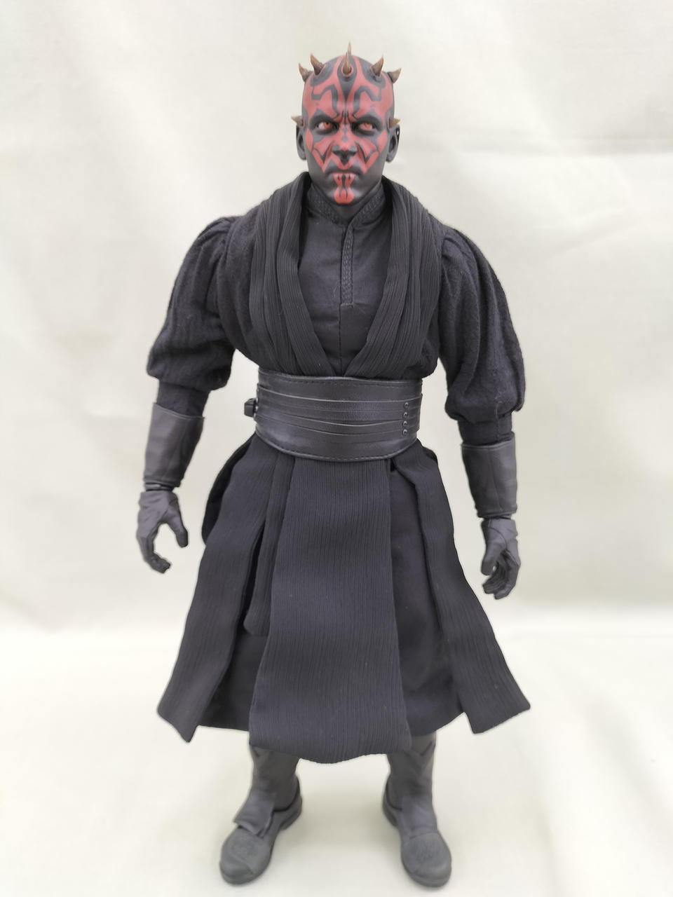 ホットトイズ(HOT TOYS)|1/6 ダース・モール|【ハードオフ公式通販