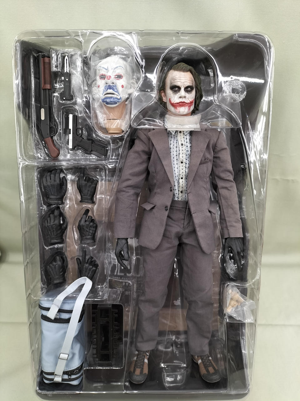 ホットトイズ(HOT TOYS)|ジョーカー|【ハードオフ公式通販】オフモール