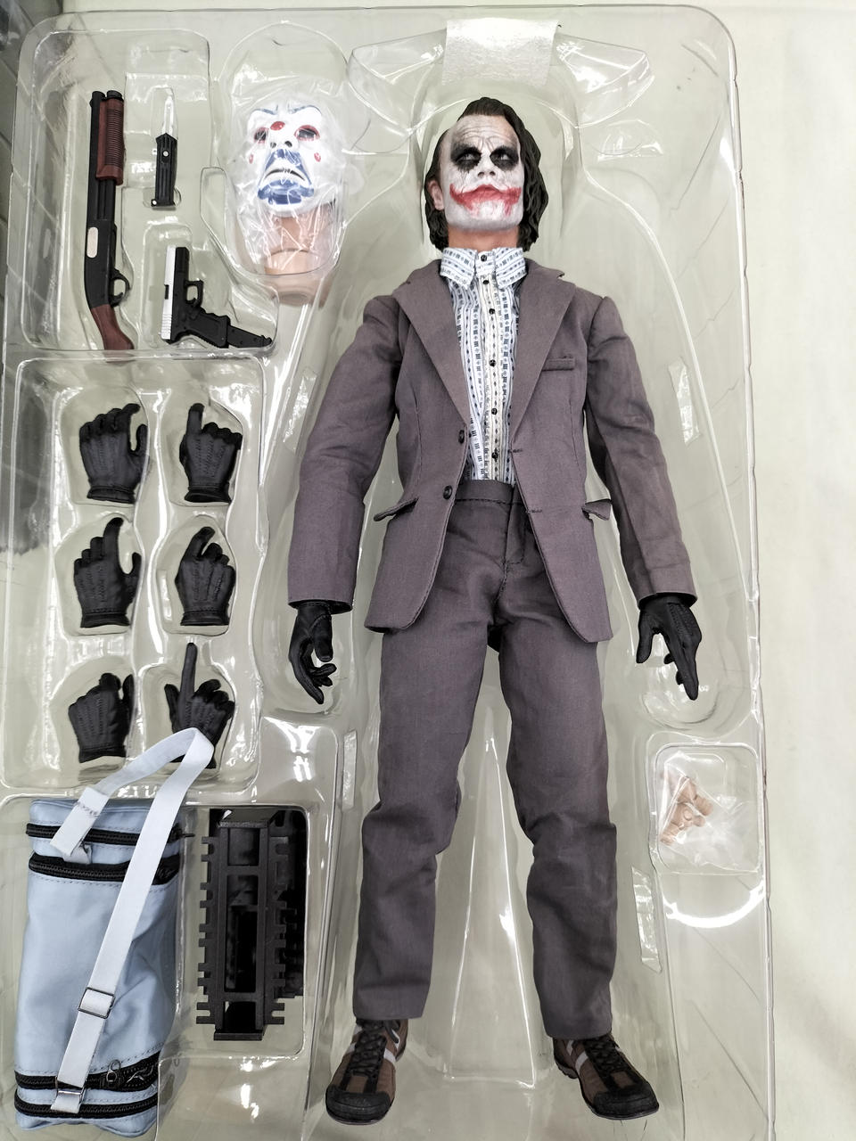 ホットトイズ(HOT TOYS)|ジョーカー|【ハードオフ公式通販】オフモール