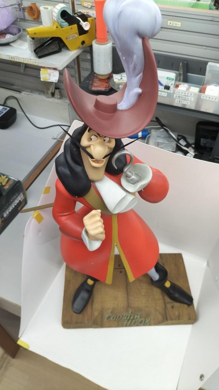 ディズニー ピーターパン フック船長 ビッグ フィギュア スタチュー