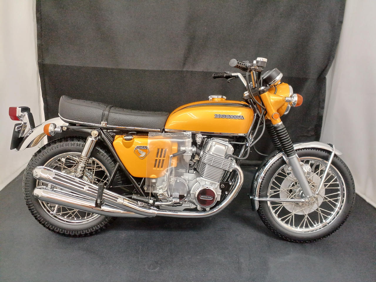 ミニチャンプス(MINICHAMPS)|HONDA CB750|【ハードオフ公式通販】オフ