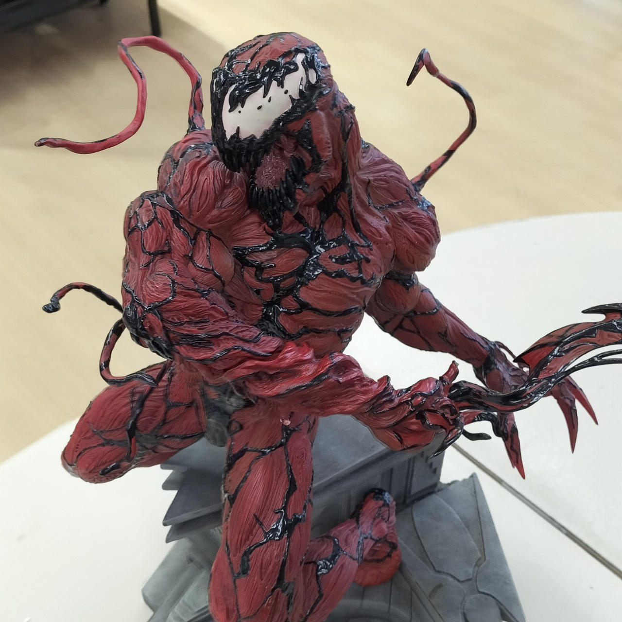 ホットトイズ(HOT TOYS)|カーネイジ CARNAGE|【ハードオフ公式通販