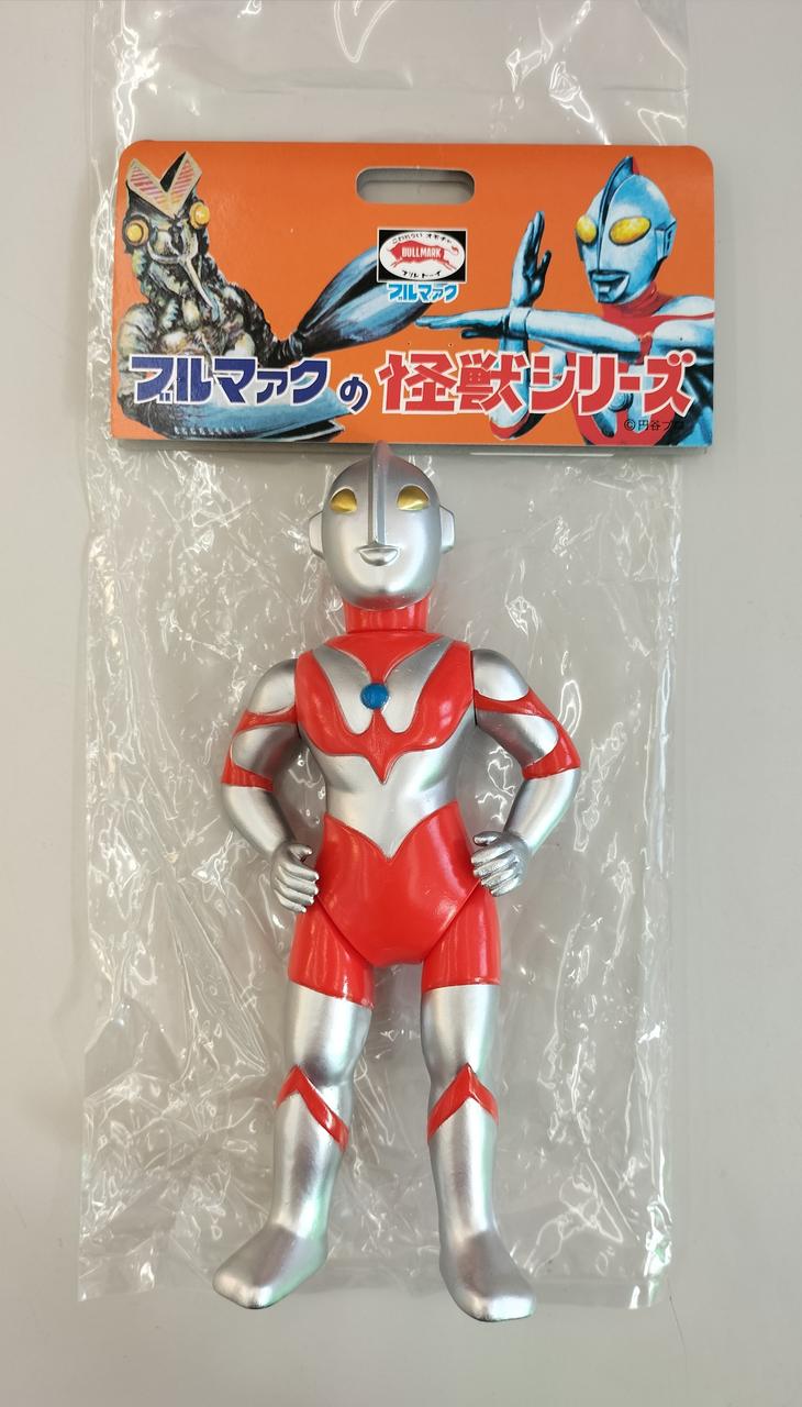 ブルマァクの怪獣シリーズ☆ウルトラマン50（シルバー）ソフビ 初代