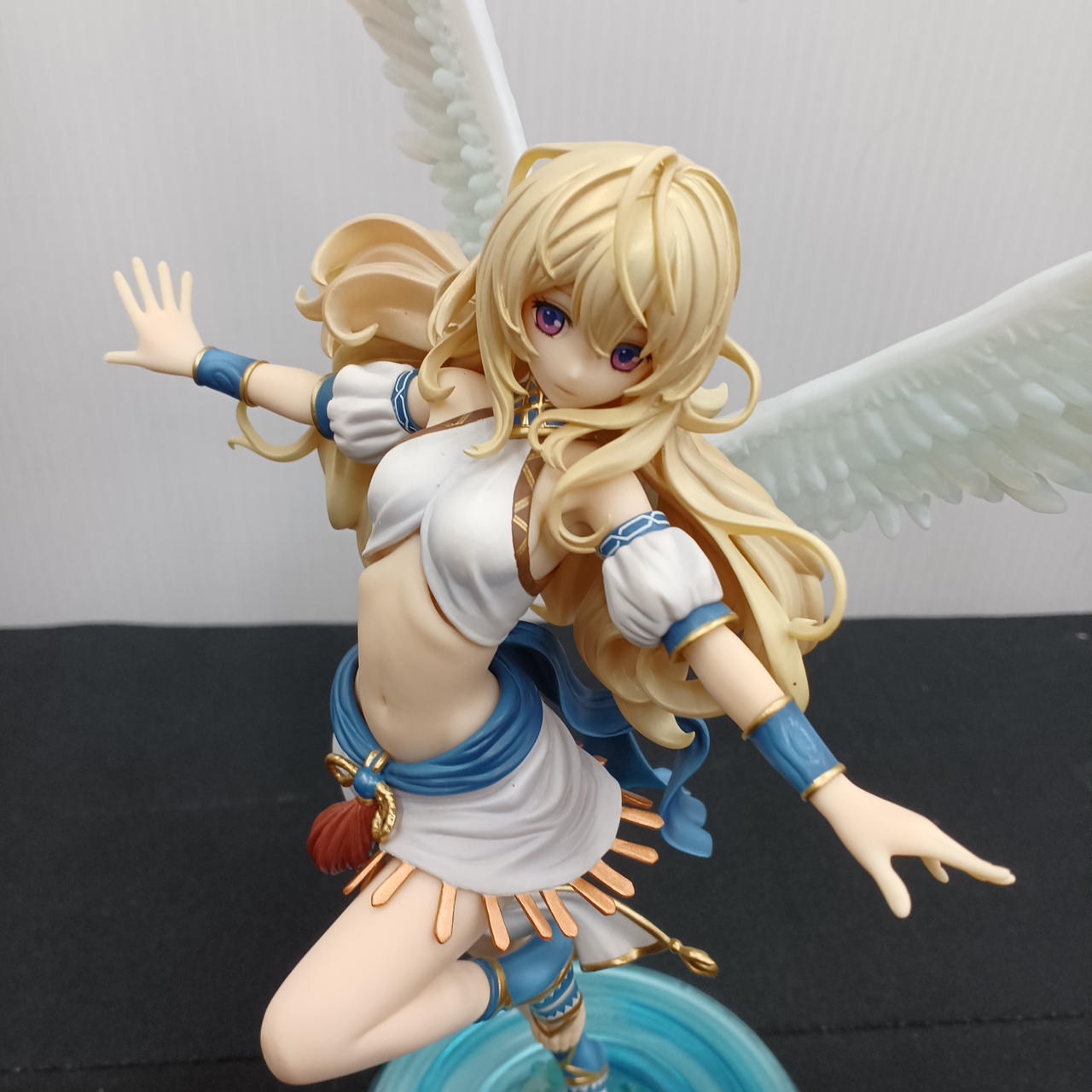 コトブキヤ|ニーナ 1/8フィギュア|【ハードオフ公式通販】オフモール