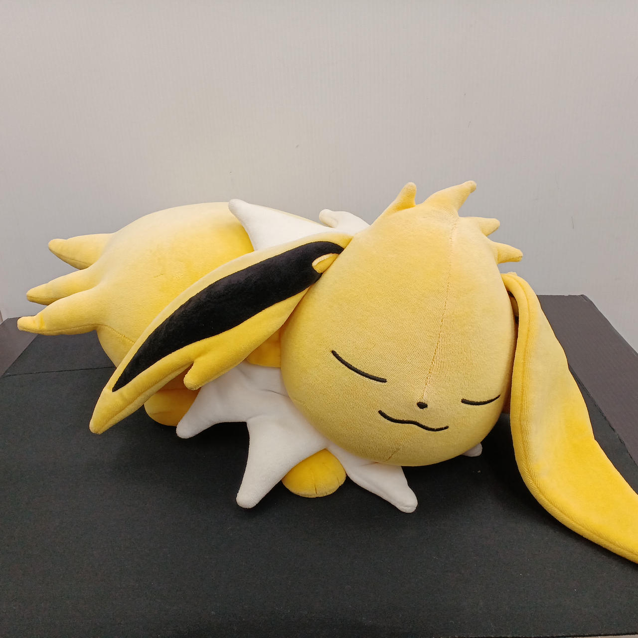 ポケモンセンター|すやすやサンダース|【ハードオフ公式通販】オフ