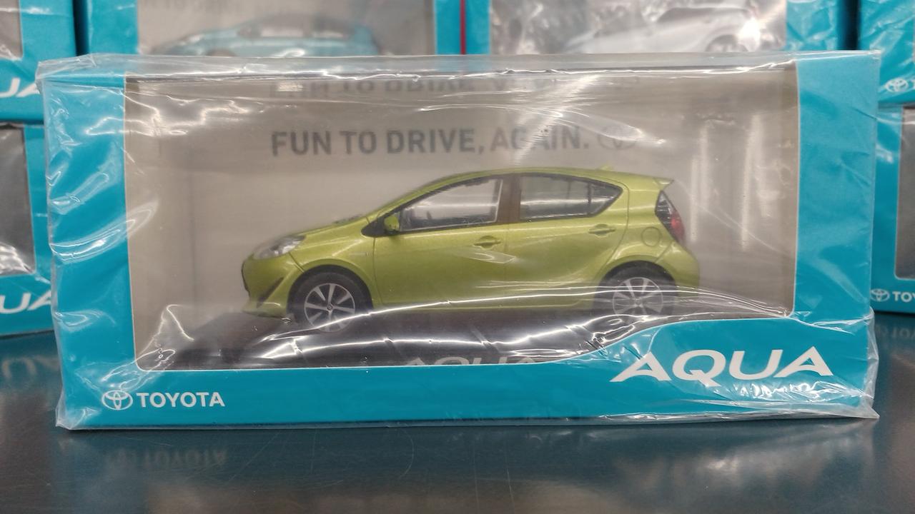 トヨタ(TOYOTA)|AQUA アクア ミニカー|【ハードオフ公式通販】オフ