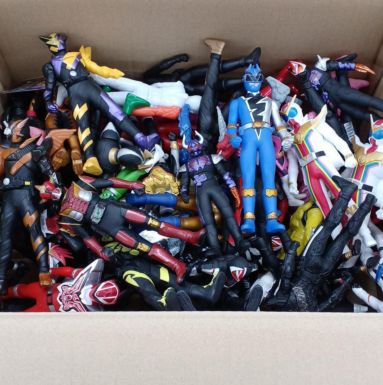 バンダイ(BANDAI)|仮面ライダー&戦隊ソフビセット|【ハードオフ公式