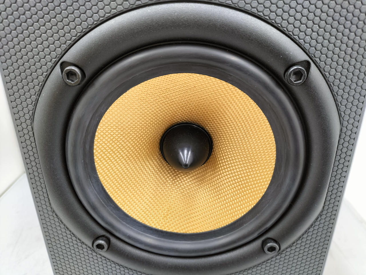 ビーアンドダブリュ(B&W)|B&W/スピーカー/DM601 S2|【ハードオフ公式