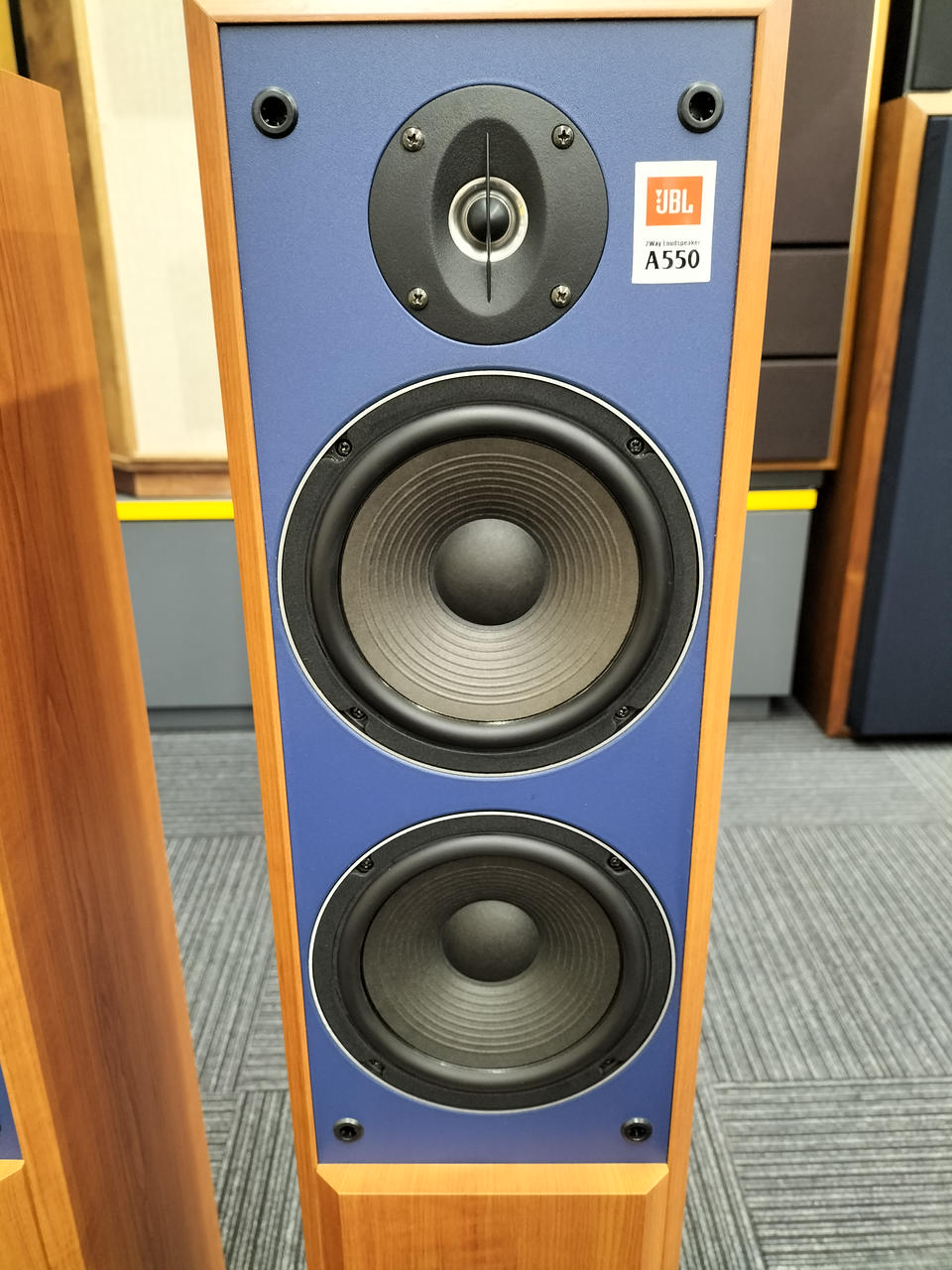 JBL トールボーイスピーカーA550 【公式通販】