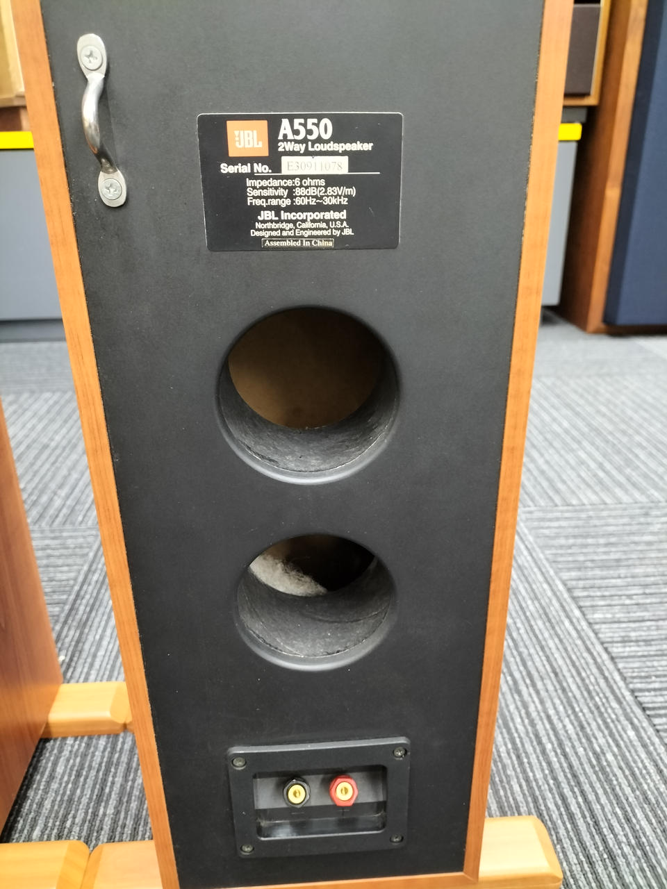JBL A550 トールボーイ スピーカー 中古 JBL トールボーイスピーカー