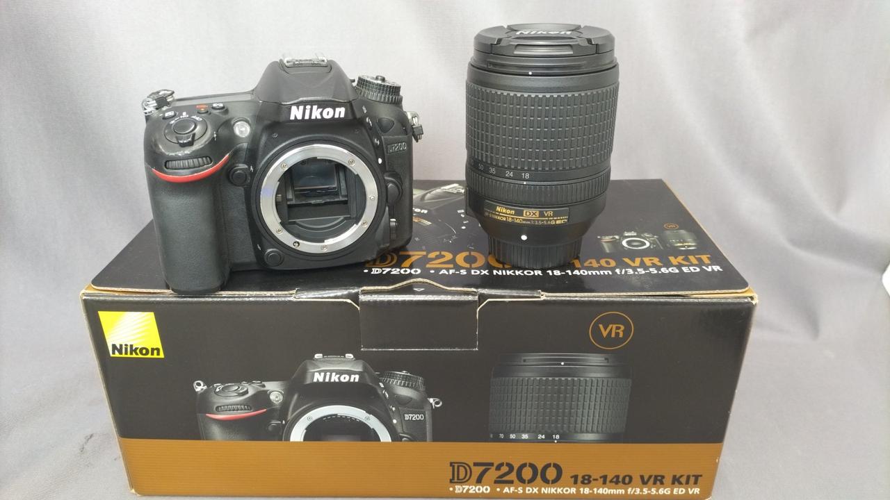 ☆撮影数極少220回☆Nikon D7200 ボディのみ ニコンDX機 ☆撮影数極少