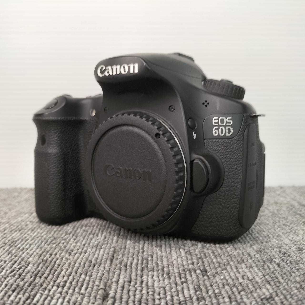 キヤノン(CANON)|【シャッター切れました】CANON EOS 60D|【ハードオフ