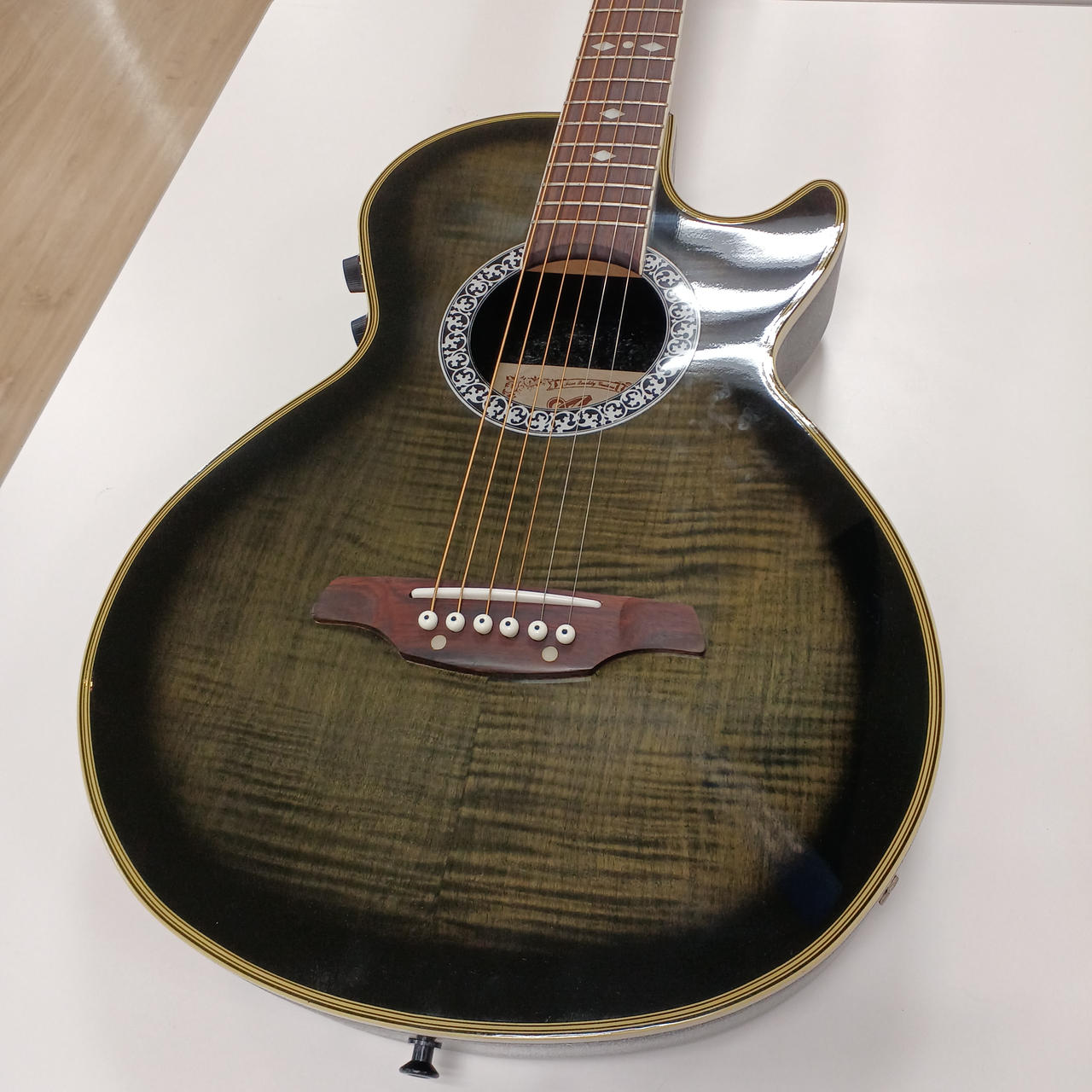 ARIA|エレアコ Aria AMB-35S|【ハードオフ公式通販】オフモール