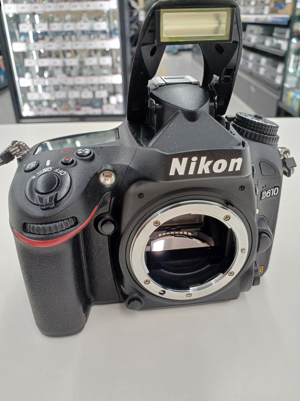 ニコン(NIKON)|デジタル一眼レフ|【ハードオフ公式通販】オフモール