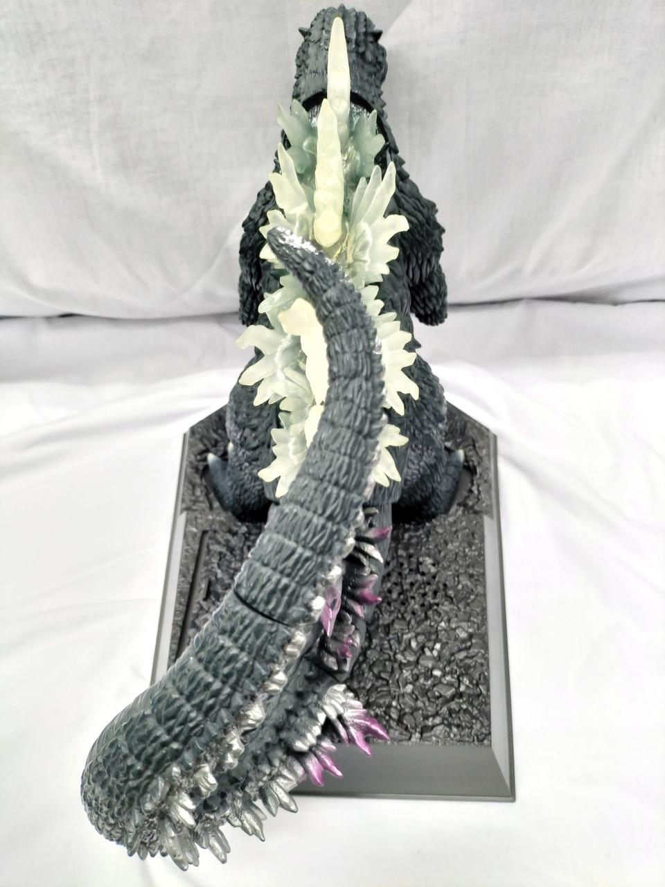 バンダイ|超鳴動ゴジラ2000|【ハードオフ公式通販】オフモール