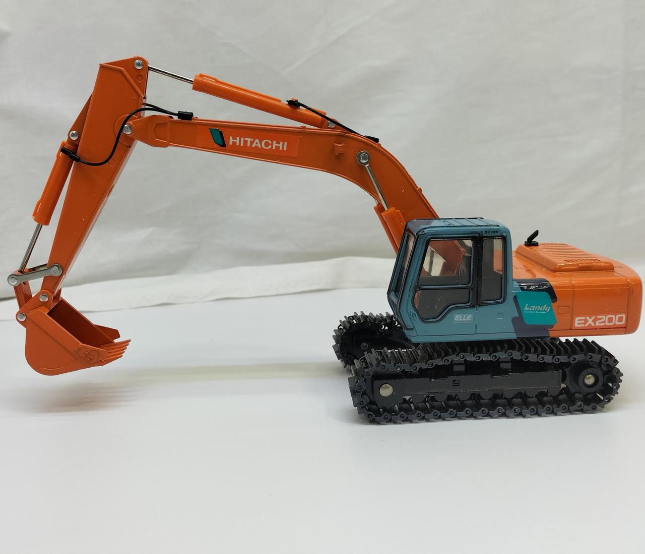 日立建機|1/40 SUPERLANDY EX200|【ハードオフ公式通販】オフモール