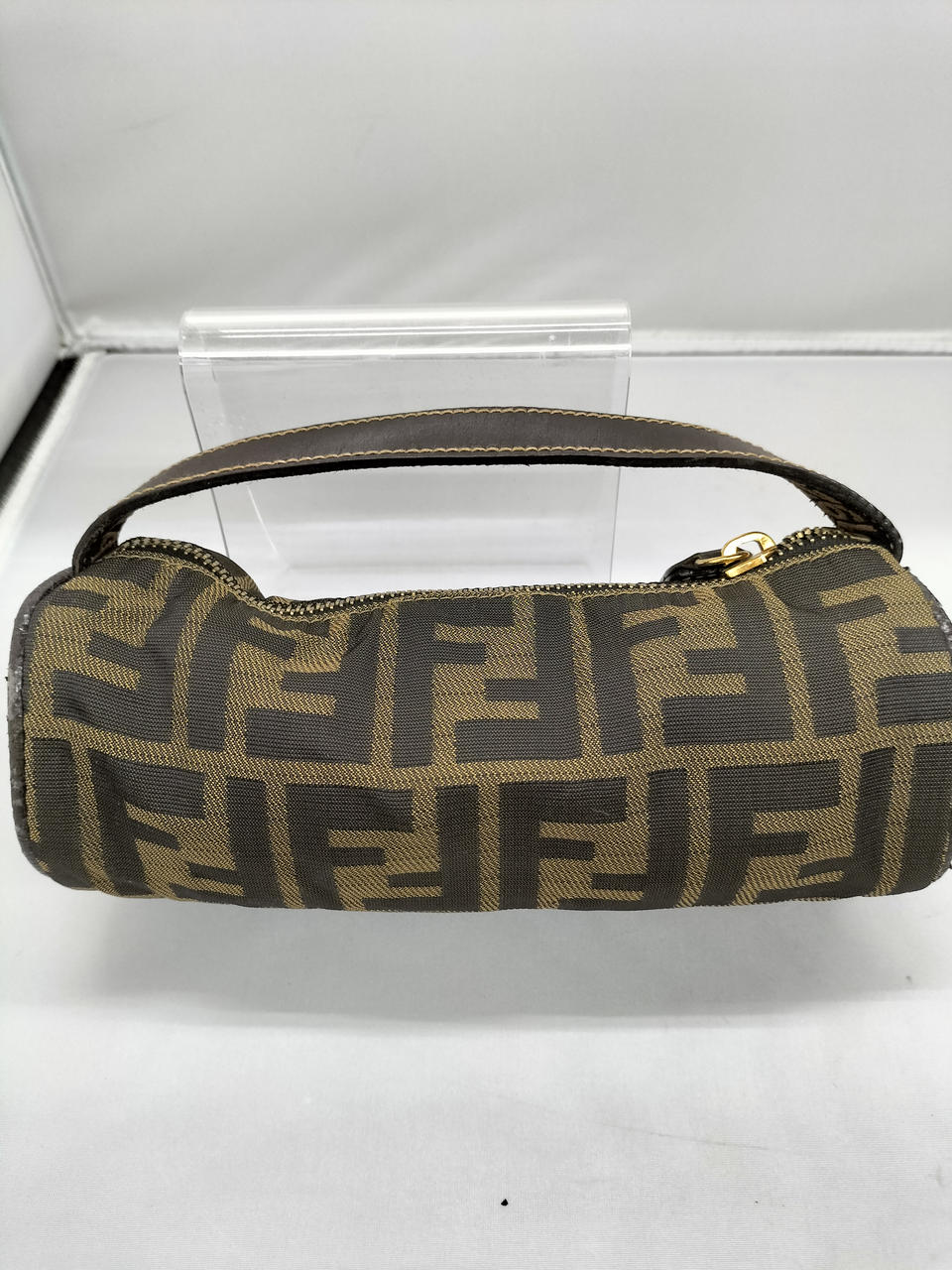 フェンディ(FENDI)|バニティポーチ|【ハードオフ公式通販】オフモール