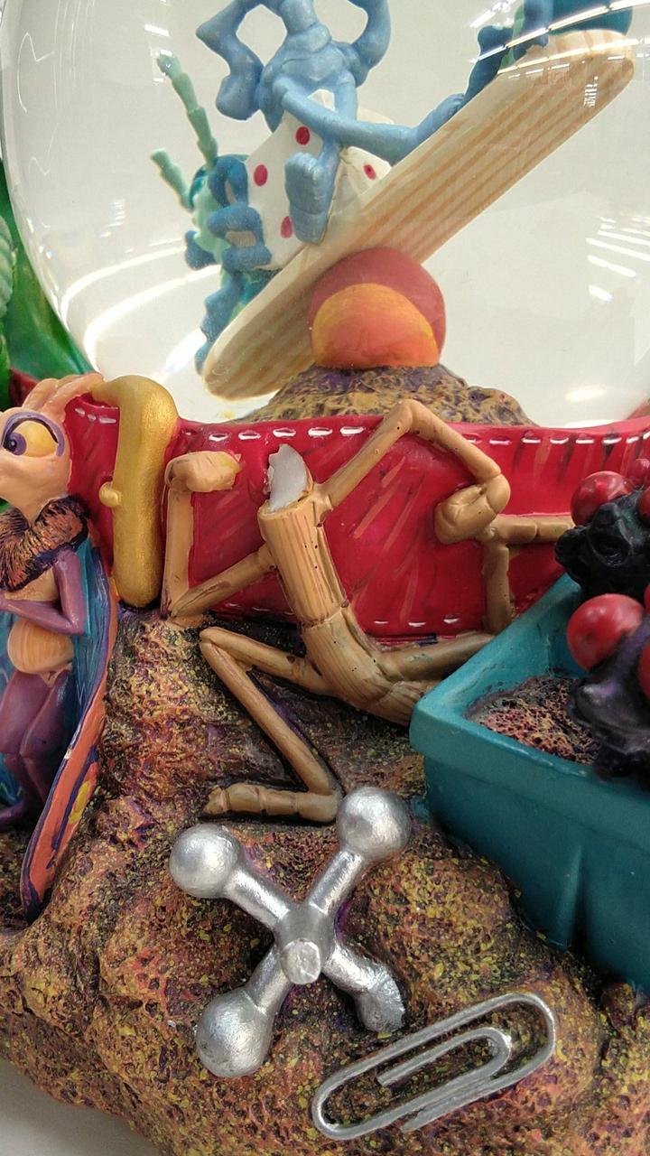 ディズニー(DISNEY)|バグズライフ スノーグローブ|【ハードオフ公式