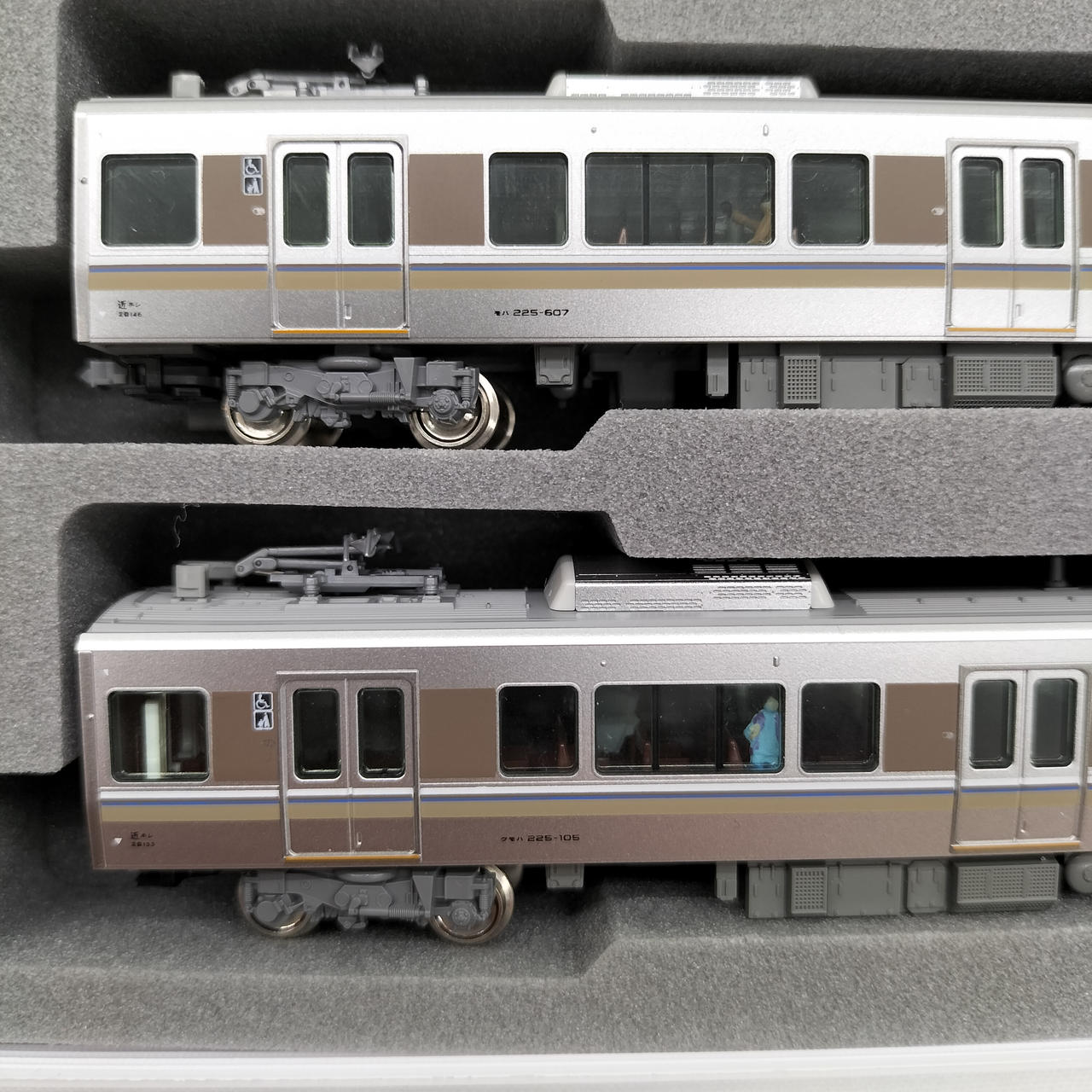 KATO|225系100番台新快速8両セット|【ハードオフ公式通販】オフモール