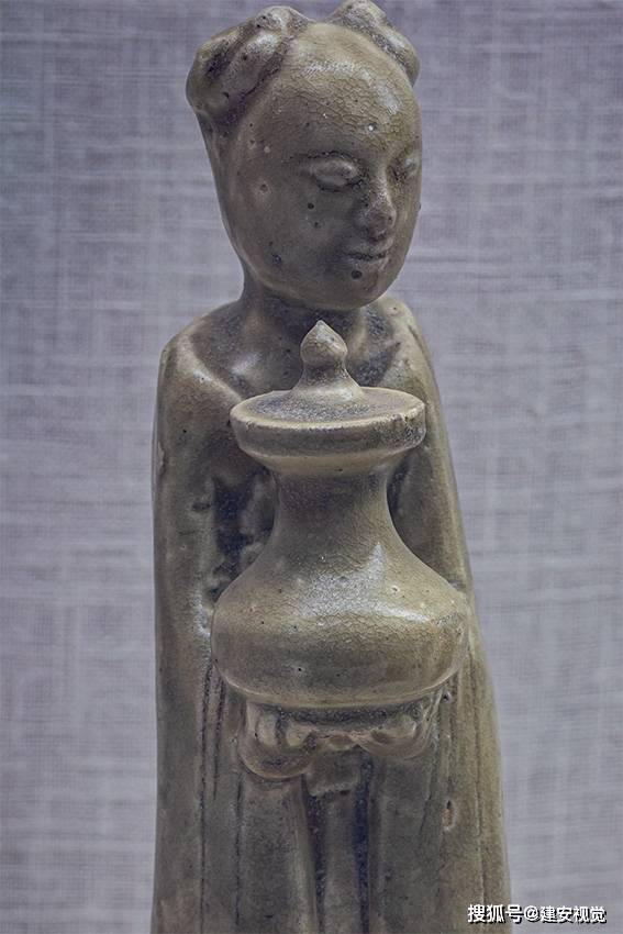 塑像女子俑頭部Q19-1