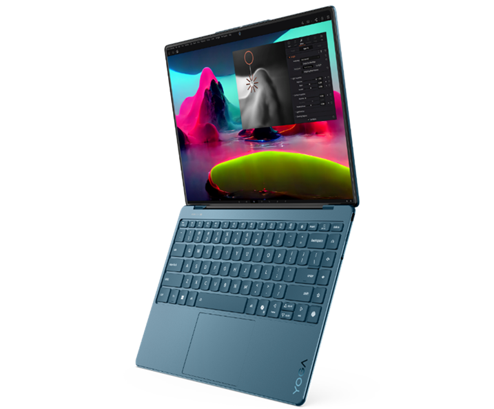 レノボ、ノートパソコンでカメラアンダーディスプレイ採用のLenovo