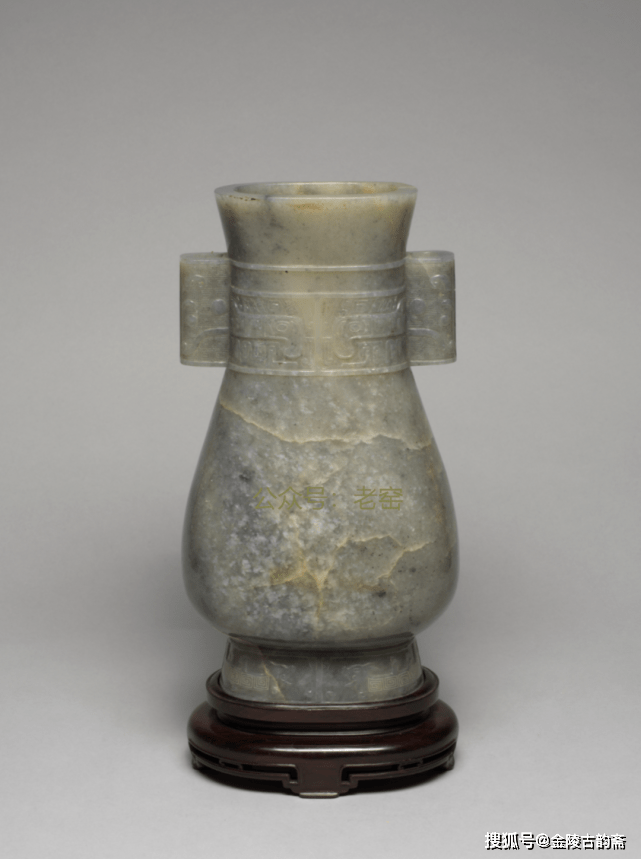 宋代贯耳瓶，一直被模仿但从未被超越！_搜狐网