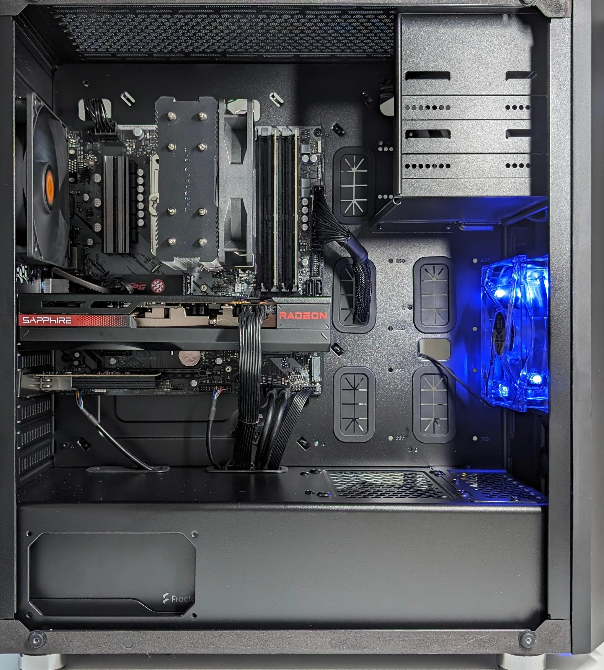 ゲーミングPC Ryzen7 5700X RX7600の組立 15万円程度 10GbpsLAN対応