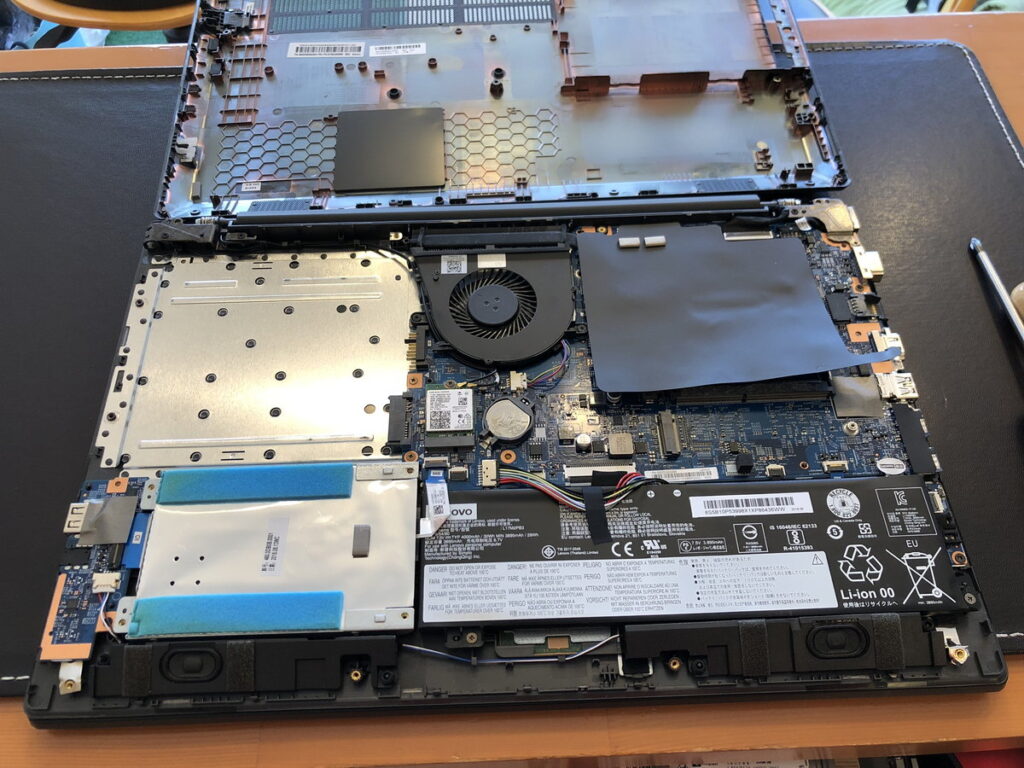 爆速】IdeaPad 330 メモリ16GB SSD1TB 換装済み 動作良好 パソコンの