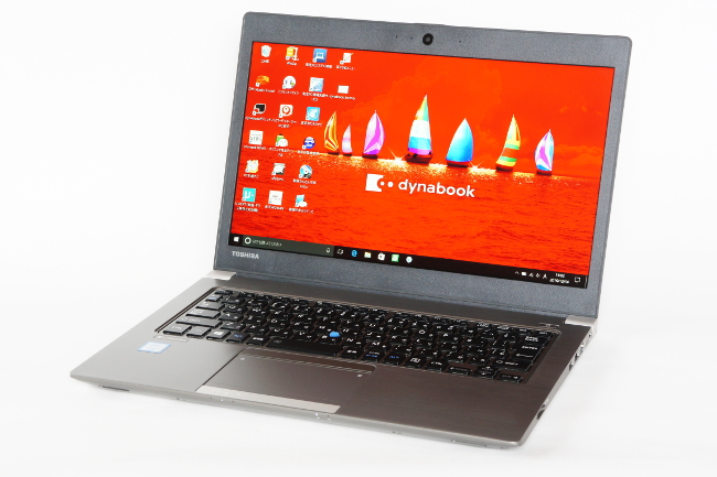 東芝『dynabook RZ63/A』実機レビュー 薄型・軽量・タフネスバッテリー
