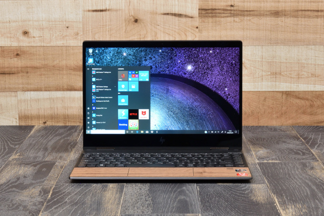HP ENVY x360 13 Wood Edition レビュー：木のぬくもりが心地よい