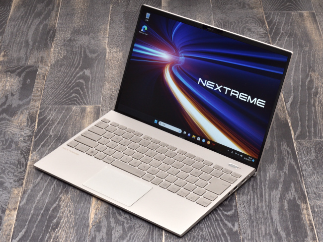 NEC LAVIE Direct NEXTREME Carbon (2023年春モデル) レビュー：14