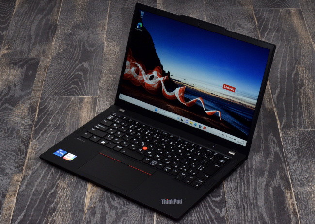レノボ ThinkPad X13 Gen 4 レビュー：高性能で実用性にすぐれた 13.3