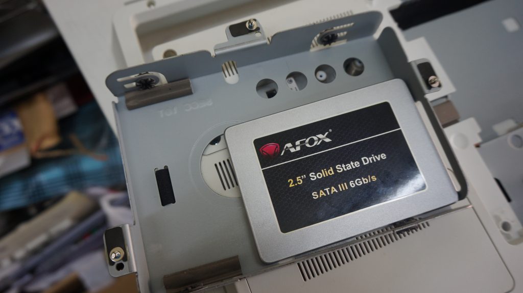 広島パソコン修理広島市 SONY VAIO VPCJ2 動作が遅い SSD換装