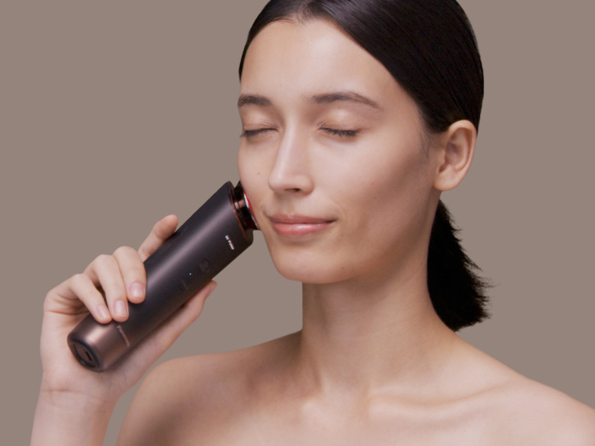 使い方 | 特長 リフトケア美顔器 バイタリフト RF EX EH-SR86