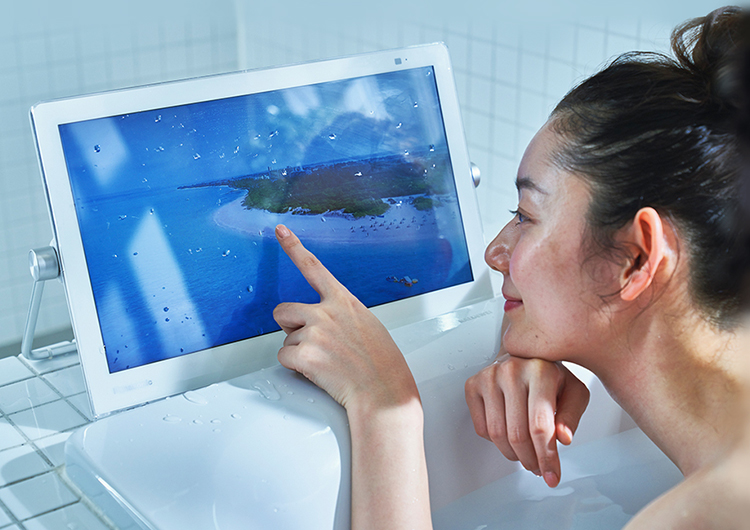 お風呂で見れる防水テレビ！バスタイムをもっと楽しく♪ | UP LIFE