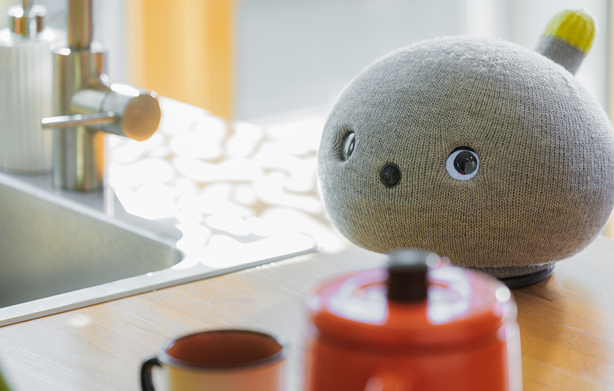 離れてくらす親にロボットNICOBOをプレゼントしてみたら…体験者