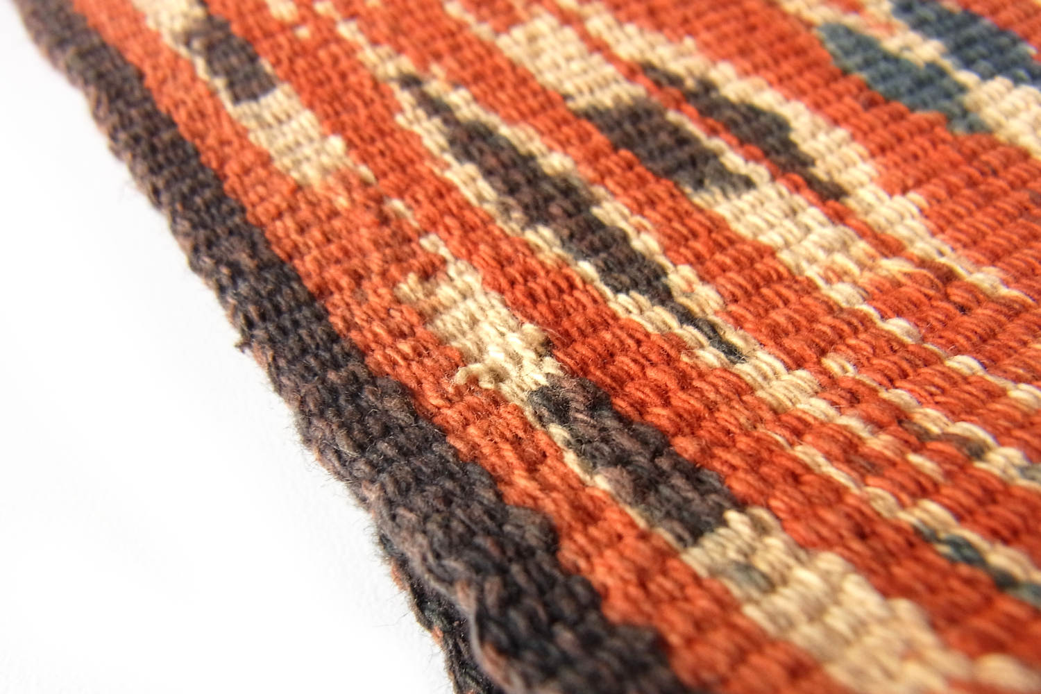 スラウェシ島トラジャ・イカットNo.T-ISW-009|野趣あふれる