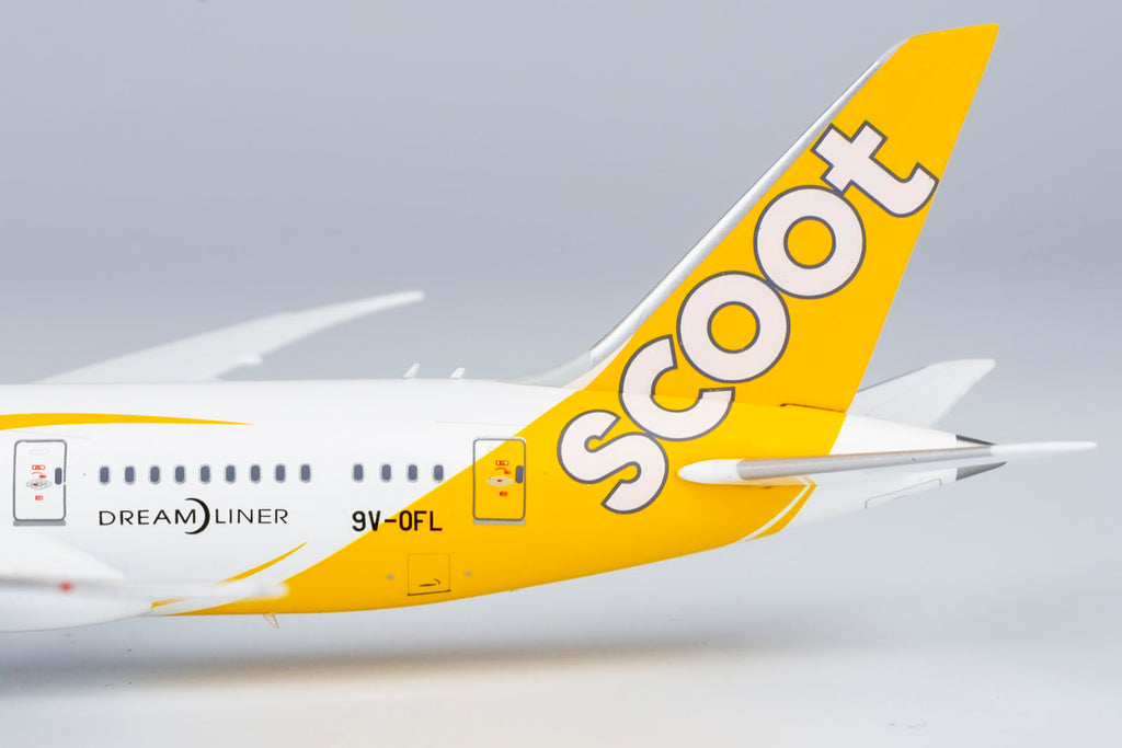 Scoot Boeing 787-8 9V-OFL NG Model 59006 Scale 1:400 – PandaFox Toys