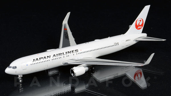 Japan Airlines Boeing 767-300ER JA621J Phoenix PH4JAL2072 Scale 1