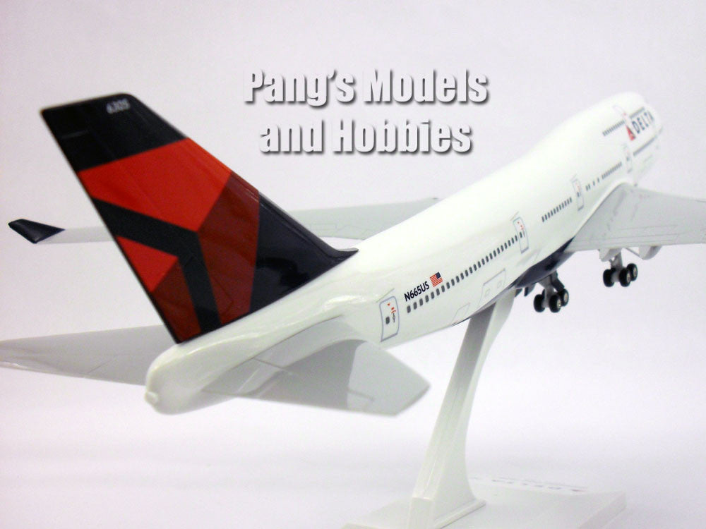 Boeing 747-400 Delta Airlines 1/200 Scale Model Airplane by