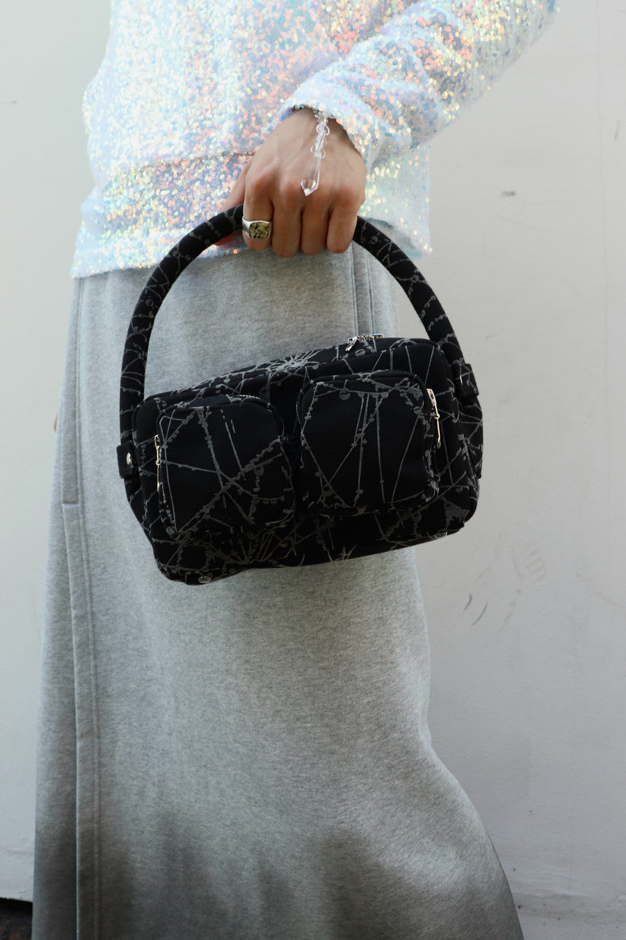 MASU(エムエーエスユー)のFLOCKY WEB MINI BAG BLACK(バッグ)の通販