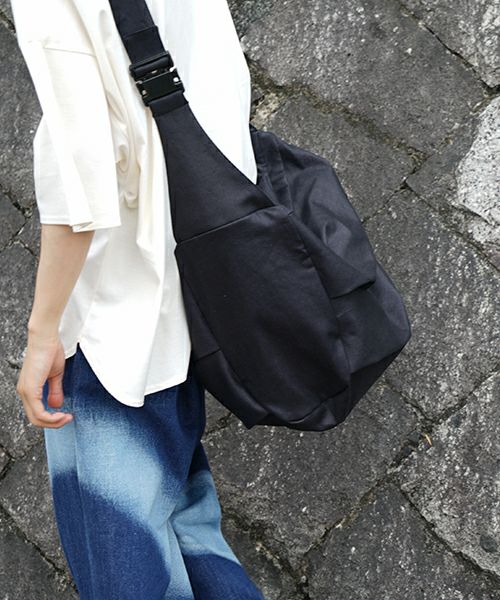 Edwina Hoerl エドウィナホール bag [17/EH48A-PM2-02/black]