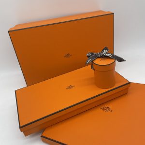 HERMES（エルメス）のオレンジ色の箱にはこんな秘密が！？ - Brand