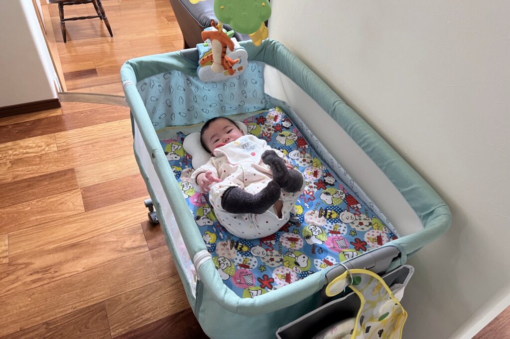 ZOOBLYのベビーベッドを購入しレビュー｜軽量で安全に使える