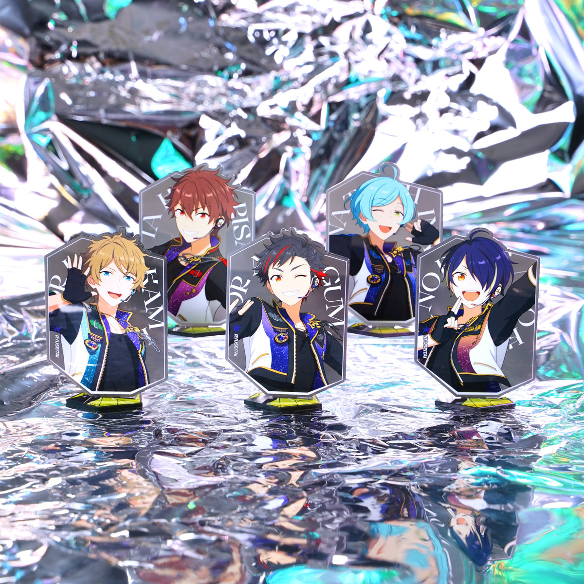 事後通販】アクリルスタンド ver.Trapezium – pattythree公式通販サイト