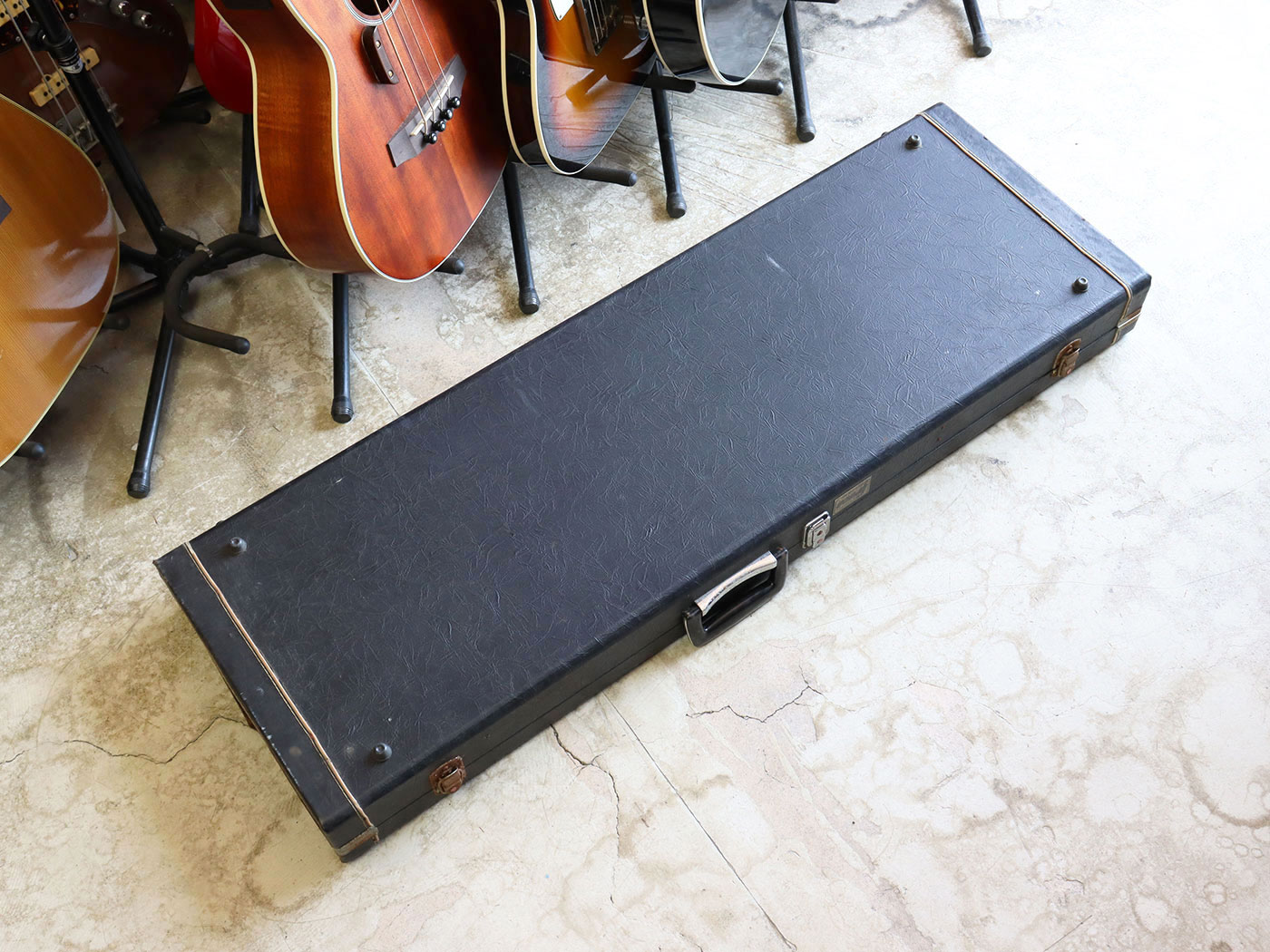 中古】Greco 70年代 角形 エレキギター用ハードケース - 神奈川県の