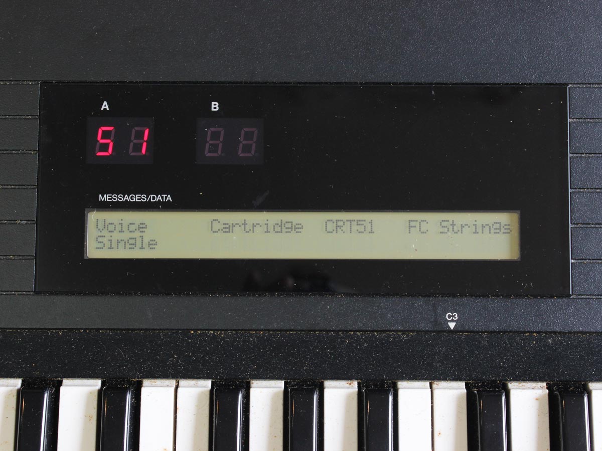 中古・ジャンク】YAMAHA DX7 シンセサイザー ヤマハ 61鍵 - 神奈川県の