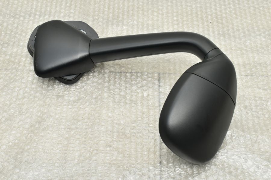 希少カラー 新車外し品】トヨタ 200系 ハイエース 純正 コーナーパネル