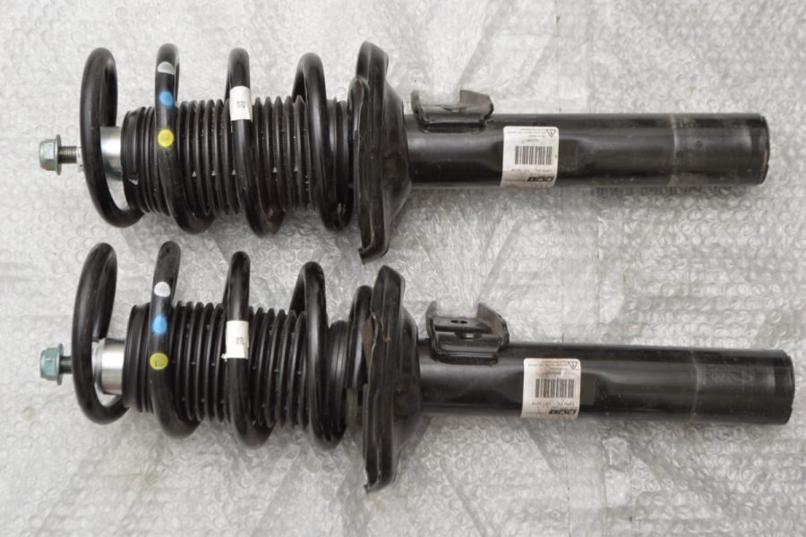 正規品】アウディ 8S系 TT 純正 サスペンション ショックアブソーバー